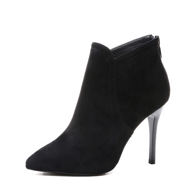 Велурени дамски боти заострен модел с 9 см ток