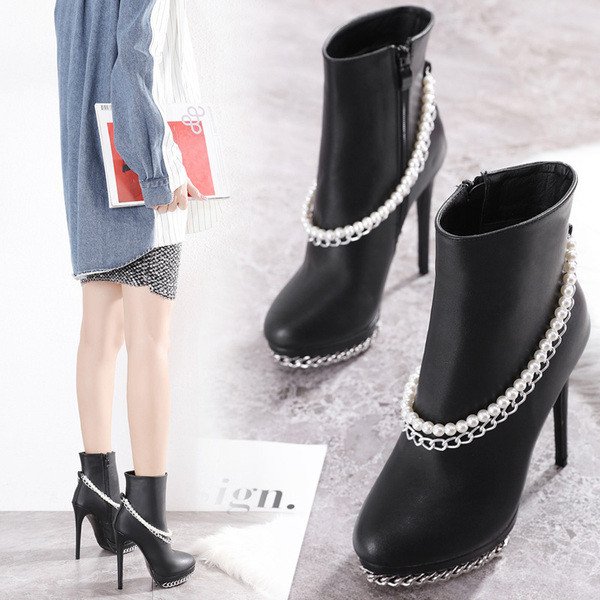 Дамски боти от еко кожа или еко велур с перли