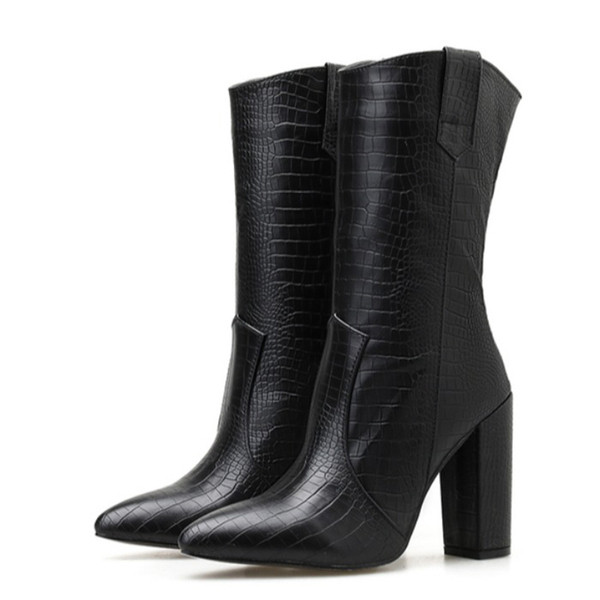 Дамски боти от еко кожа с висок  ток в черен цвят
