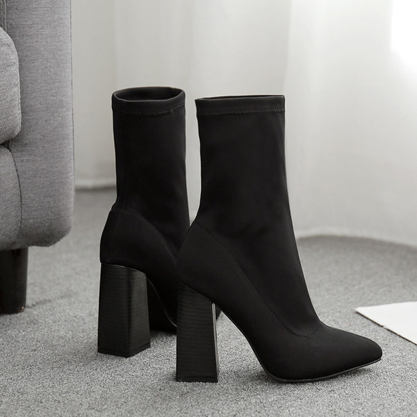 Дамски модерни велурени боти с 10.5 см ток 