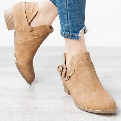 Дамски ежедневни боти от еко велур - заострен модел