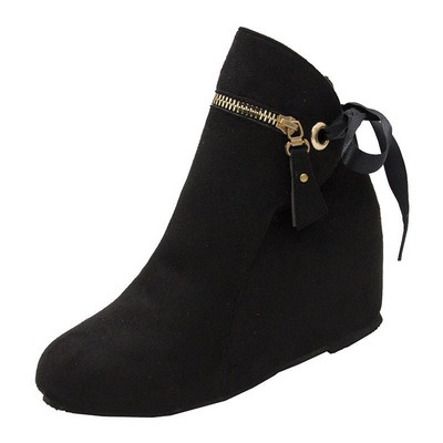 Велурени дамски боти с вътрешна платформа