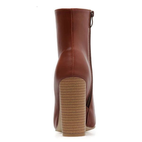 Стилни дамски боти от еко кожа с висок ток и цип