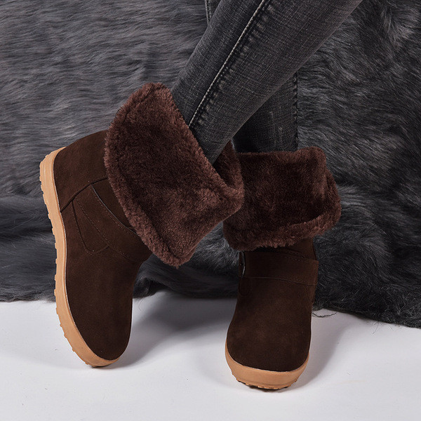 Дамски зимни ботуши с топла подплата