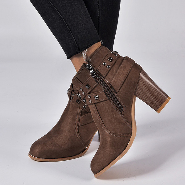 Дамски ежедневни боти с дебел ток,нитове и цип