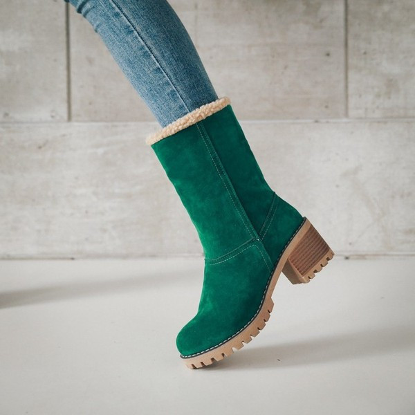 Нов модел дамски боти с мека подплата и дебел ток