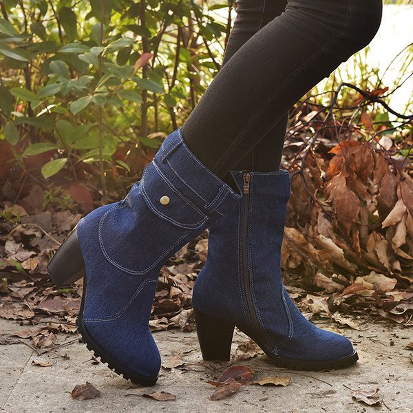 Дамски дънкови боти с дебел ток и цип