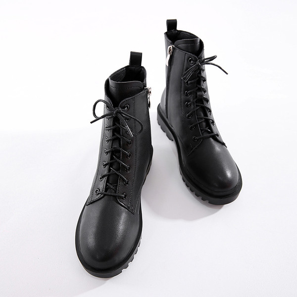 Черни дамски боти от еко кожа с връзки и цип