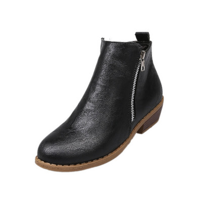 Модерни дамски  заострени  боти -два модела