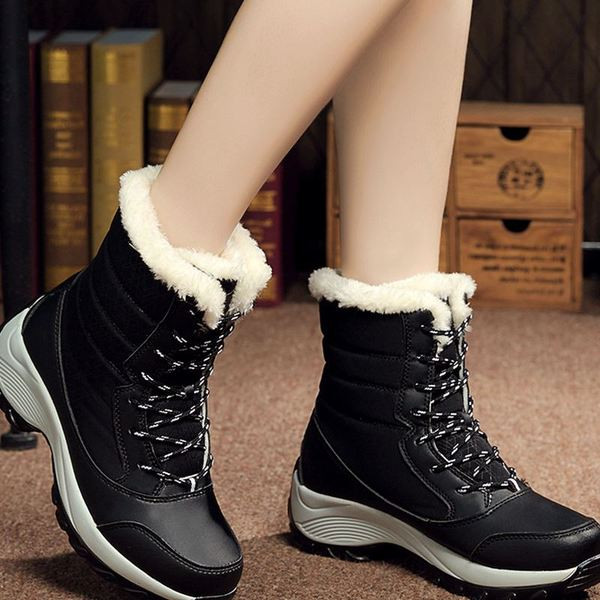 Дамски зимни ботуши тип апрески с топла подплата