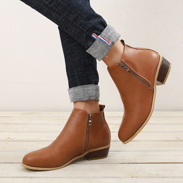 Ежедневни дамски боти от еко кожа или еко велур с цип и нисък ток