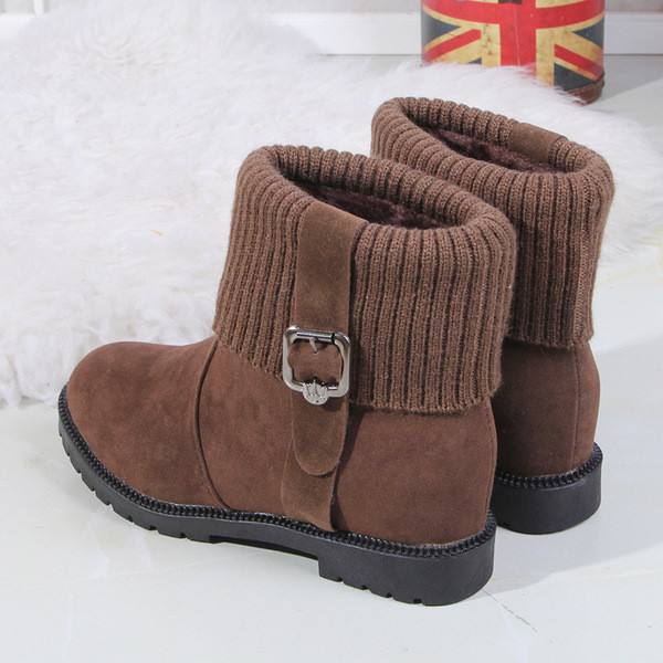 Дамски зимни боти от еко кожа и текстил с катарама