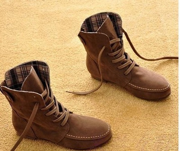 Дамски велурени боти с връзки и равна подметка