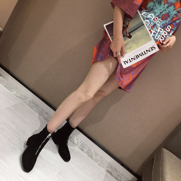 Дамски боти от еко велур с квадратен ток и цип