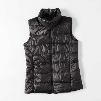 Нов модел дамски елек с висока яка и цип