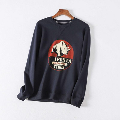 Есенен мъжки суичър с апликация