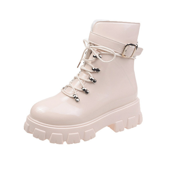 Нов модел дамски лачени боти с катарама 