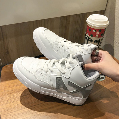 Ежедневни дамски кецове от еко кожа с цветни елементи