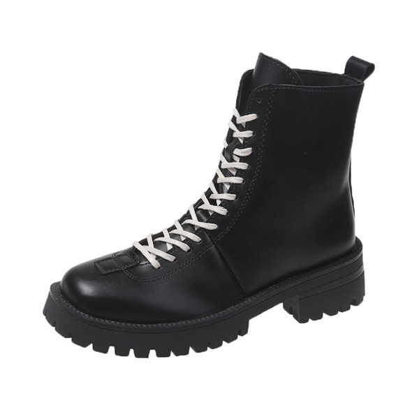 Дамски боти от еко кожа в черен цвят с груба подметка