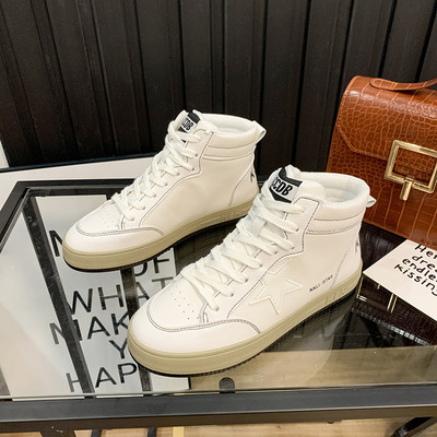 Ежедневни дамски кецове с равна подметка