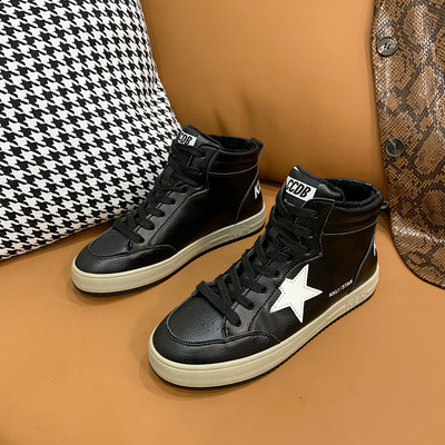 Ежедневни дамски кецове с равна подметка