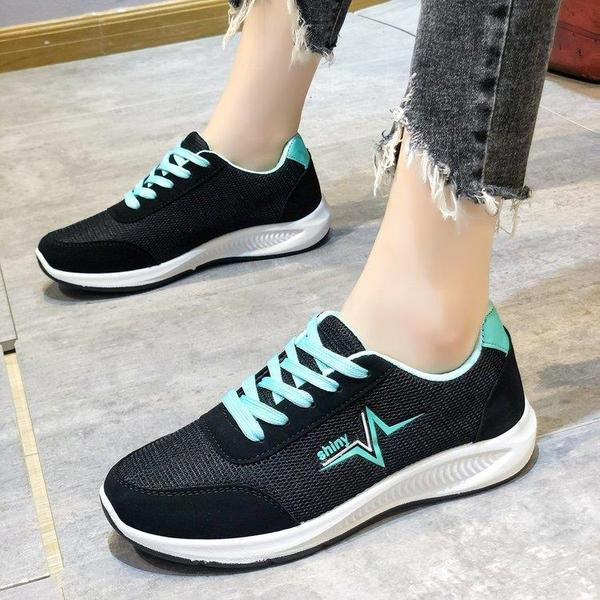 Дамски спортно-ежедневни маратонки с цветни ленти