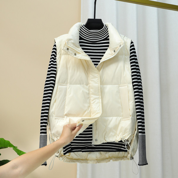 Дамски ежедневен елек с висока яка и копчета