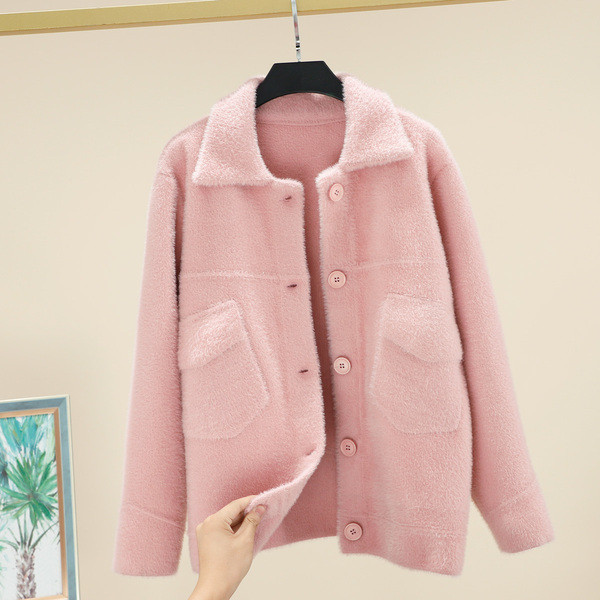 Модерно дамско палто с копчета и джобове