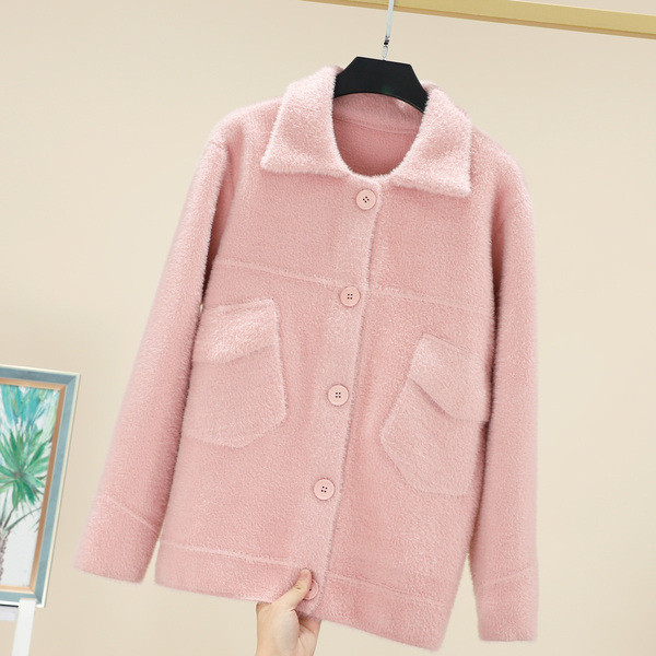 Модерно дамско палто с копчета и джобове