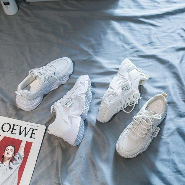 Дамски есенно-зимни бели  маратонки 