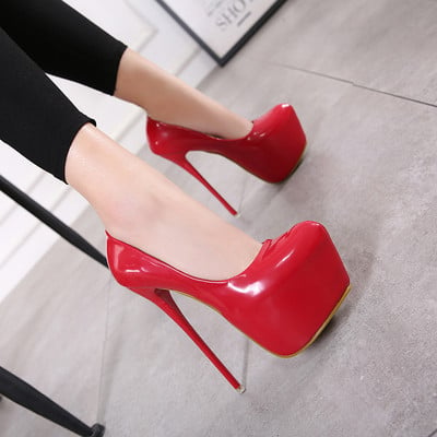Νέο μοντέλο γυναικεία παπούτσιαμε ψηλά τακούνια σε κόκκινο και μαύρο χρώμα
