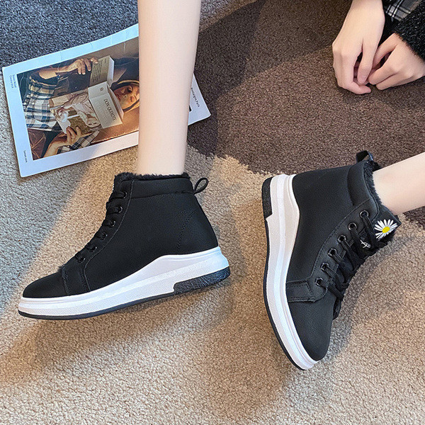 Дамски ежедневни кецове с бродерия и връзки