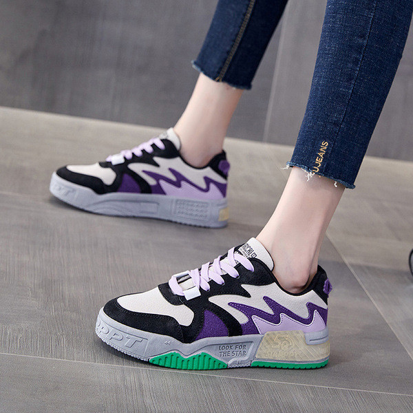 Lameda talla ja paeltega sügisene seemisnahast tossud