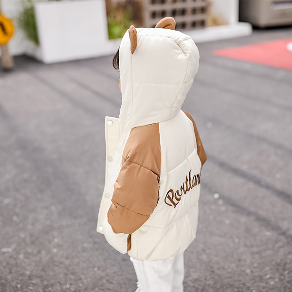 Детско яке за момче и момиче с 3D елемент и качулка