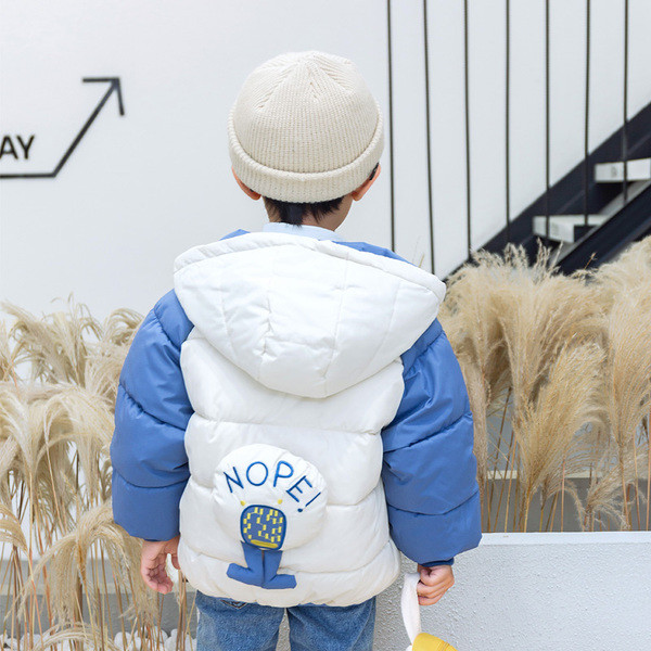 Poistele ja tüdrukutele sobiv igapäevane lastejakk mitmes mudelis