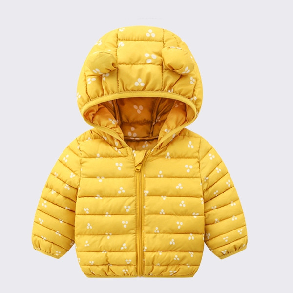 Tüdrukutele sobiv kapuutsiga ja 3D elemendiga laste jope