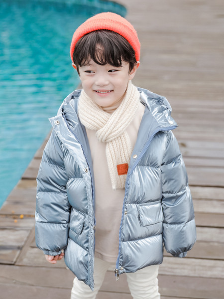 Laste vabaaja jope kapuutsi ja taskutega