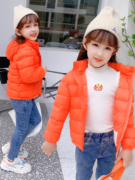 Poistele ja tüdrukutele sobiv kapuutsiga laste vabaaja jope