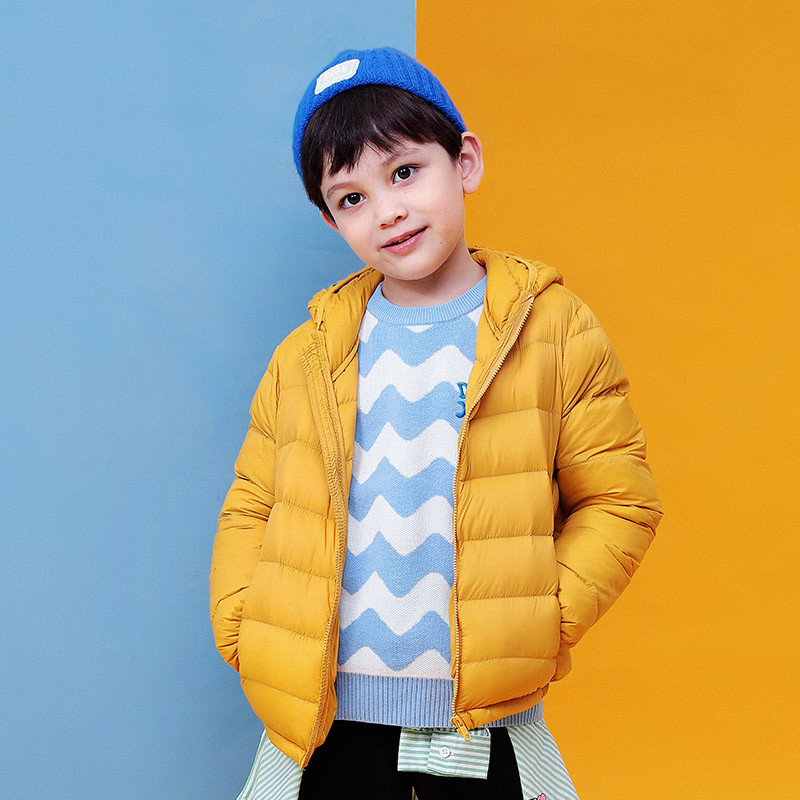 Ühevärviline kapuutsiga laste jope poisile ja tüdrukule