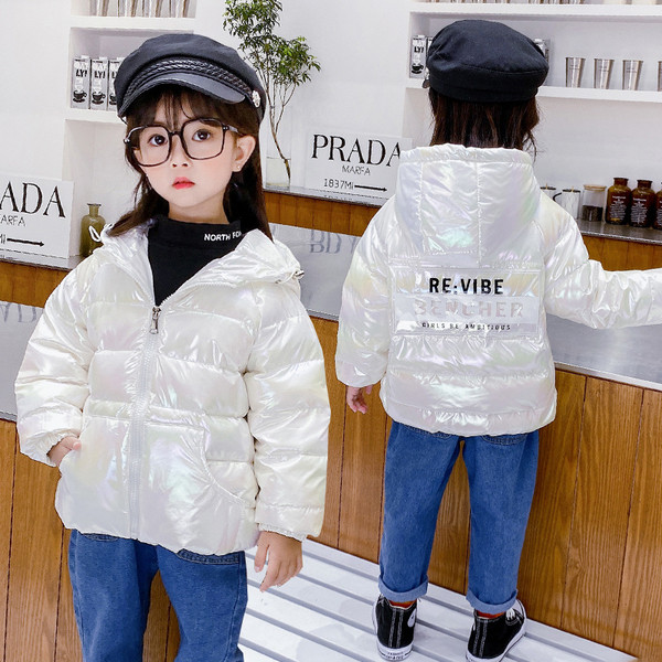 Kapuutsiga ja taskutega laste jope poisile ja tüdrukule