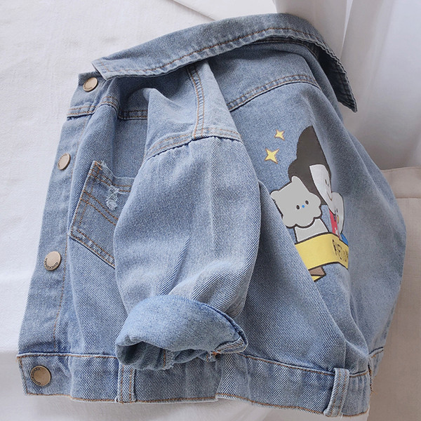 Naiste vabaaja värvilise aplikatsiooniga teksajakk