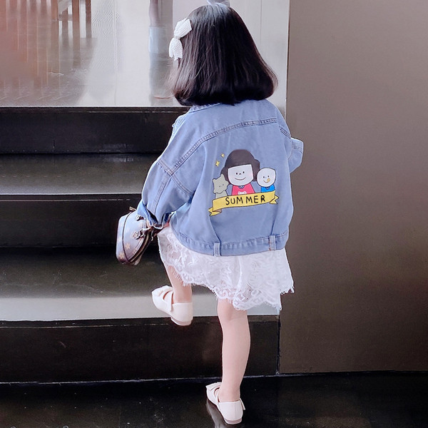 Naiste vabaaja värvilise aplikatsiooniga teksajakk