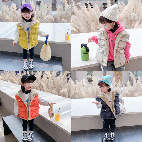 Pehme voodri ja taskutega igapäevane lastevest tüdrukutele