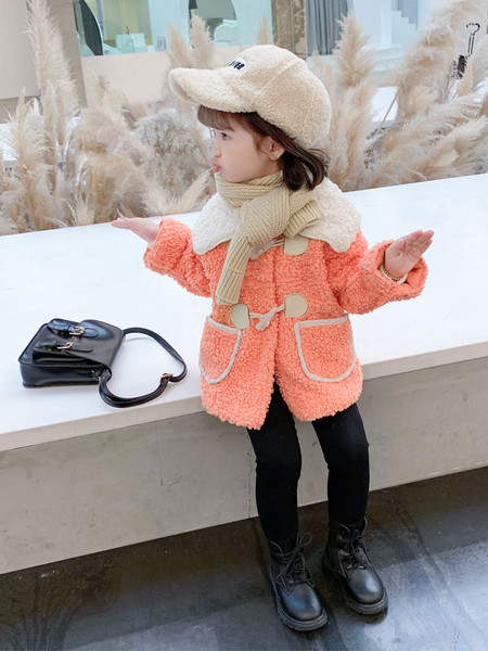 Moderna dječja perjanica za djevojčice s džepovima i gumbima