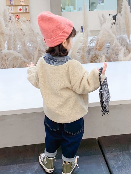 Moodne taskutega laste sulejope tüdrukutele