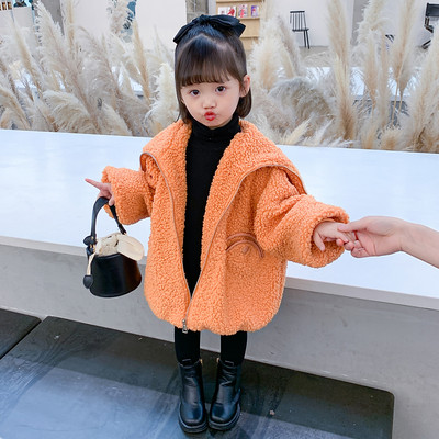 Kaasaegne laste jope tüdrukutele lai kapuutsiga mudel