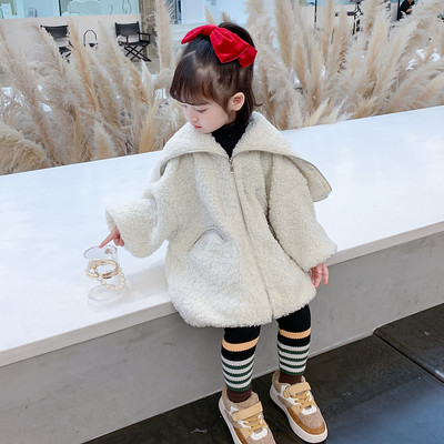 Kaasaegne laste jope tüdrukutele lai kapuutsiga mudel