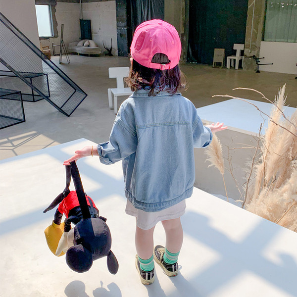 Moodne teksasest laste jope sinise värvi taskutega