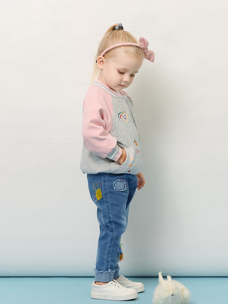 Нов модел детско яке с обло деколте,мека подплата и бродерия