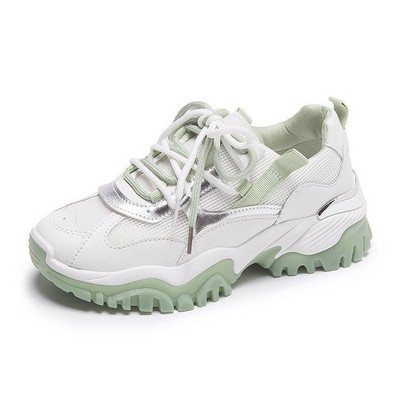 Naiste vabaaja tossud värvilise tallaga